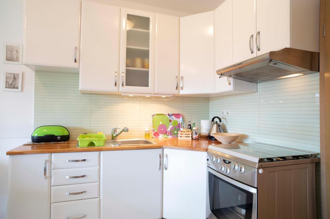 Apartman Adriatic Sea โพรไมนา ภายนอก รูปภาพ