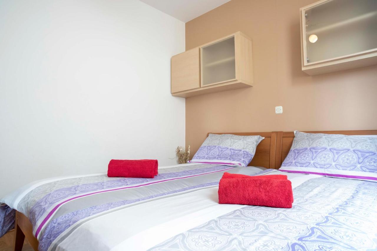 Apartman Adriatic Sea โพรไมนา ภายนอก รูปภาพ