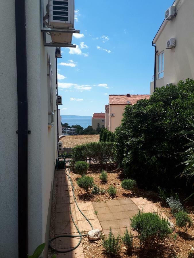 Apartman Adriatic Sea โพรไมนา ภายนอก รูปภาพ