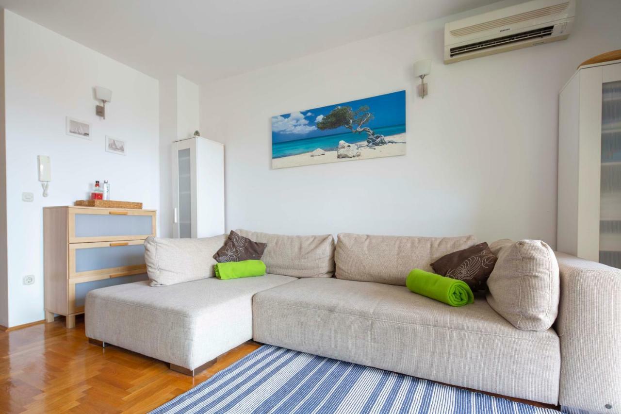 Apartman Adriatic Sea โพรไมนา ภายนอก รูปภาพ